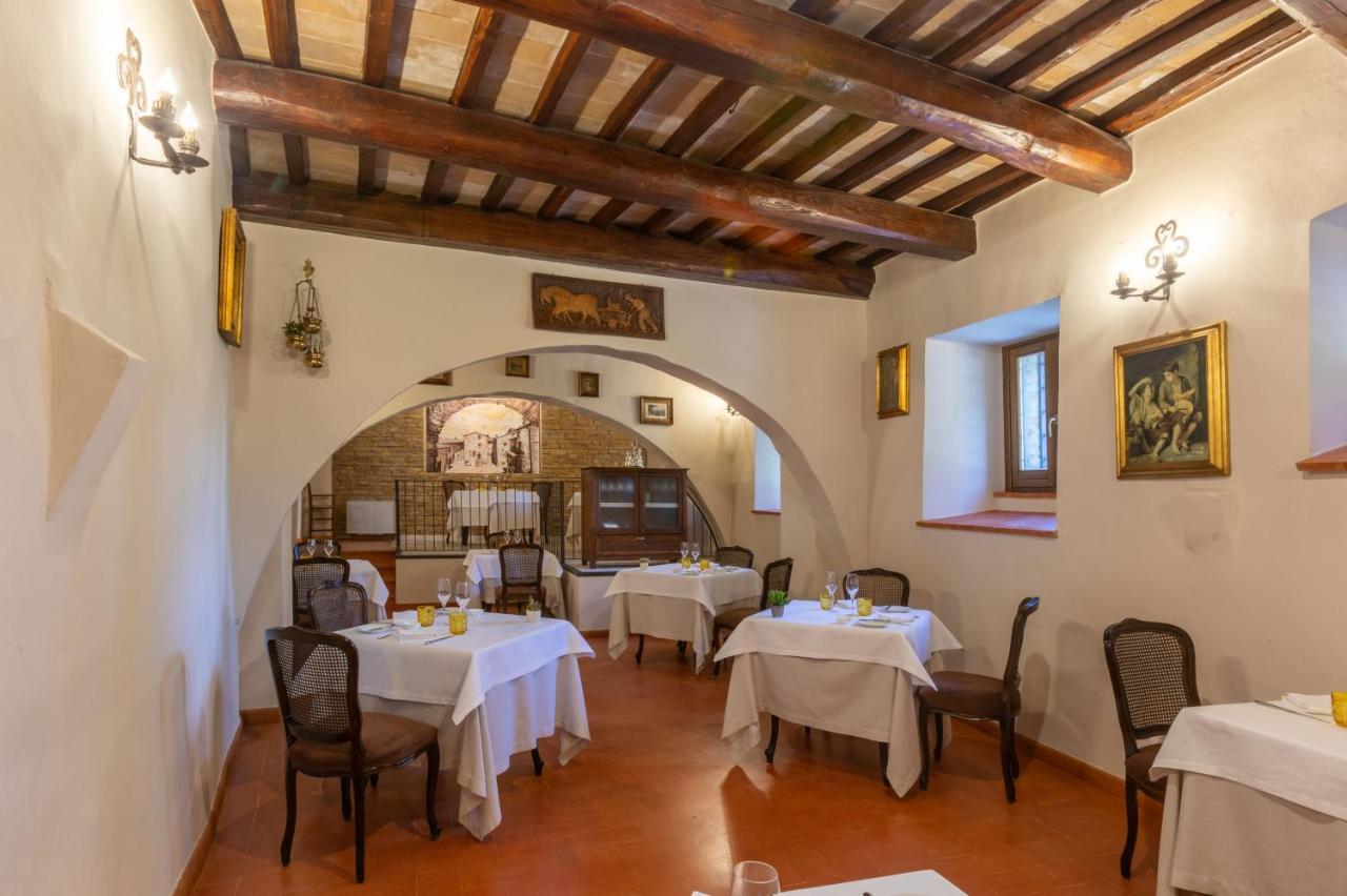 Borgo Petroro Hotel Todi Buitenkant foto