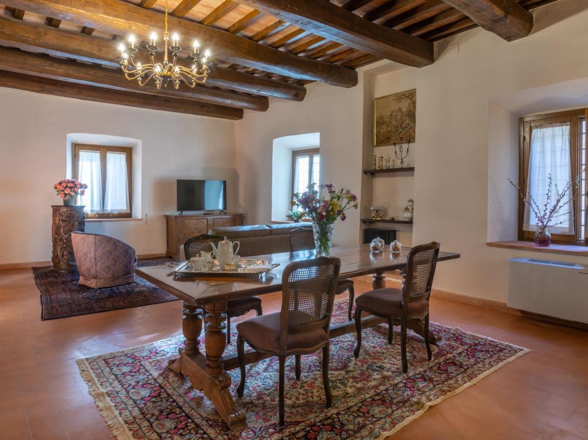 Borgo Petroro Hotel Todi Buitenkant foto