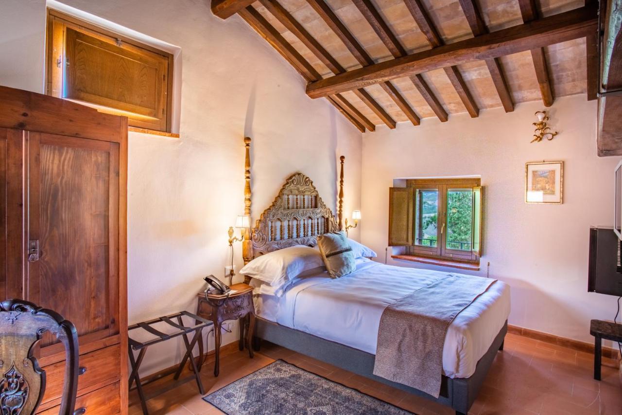 Borgo Petroro Hotel Todi Buitenkant foto